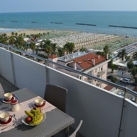 Fronte Mare Panoramico San Benedetto Διαμέρισμα Σαν Μπενεντέτο ντελ Τρόντο Εξωτερικό φωτογραφία