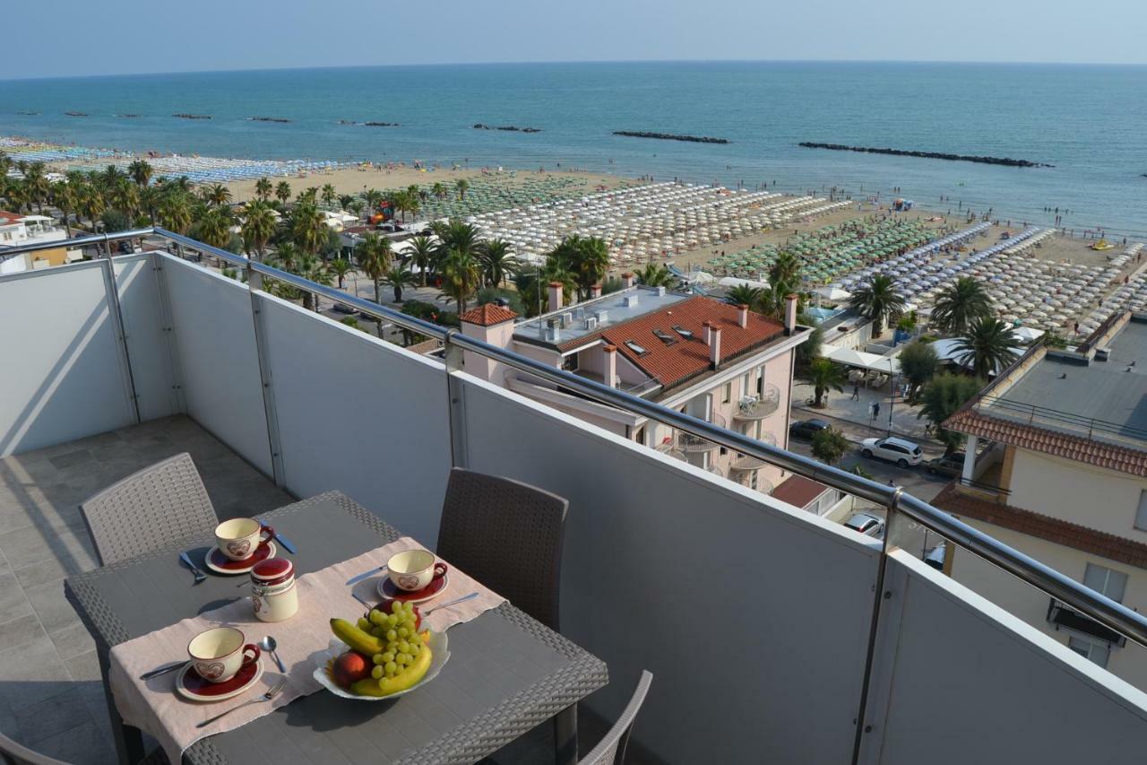 Fronte Mare Panoramico San Benedetto Διαμέρισμα Σαν Μπενεντέτο ντελ Τρόντο Εξωτερικό φωτογραφία