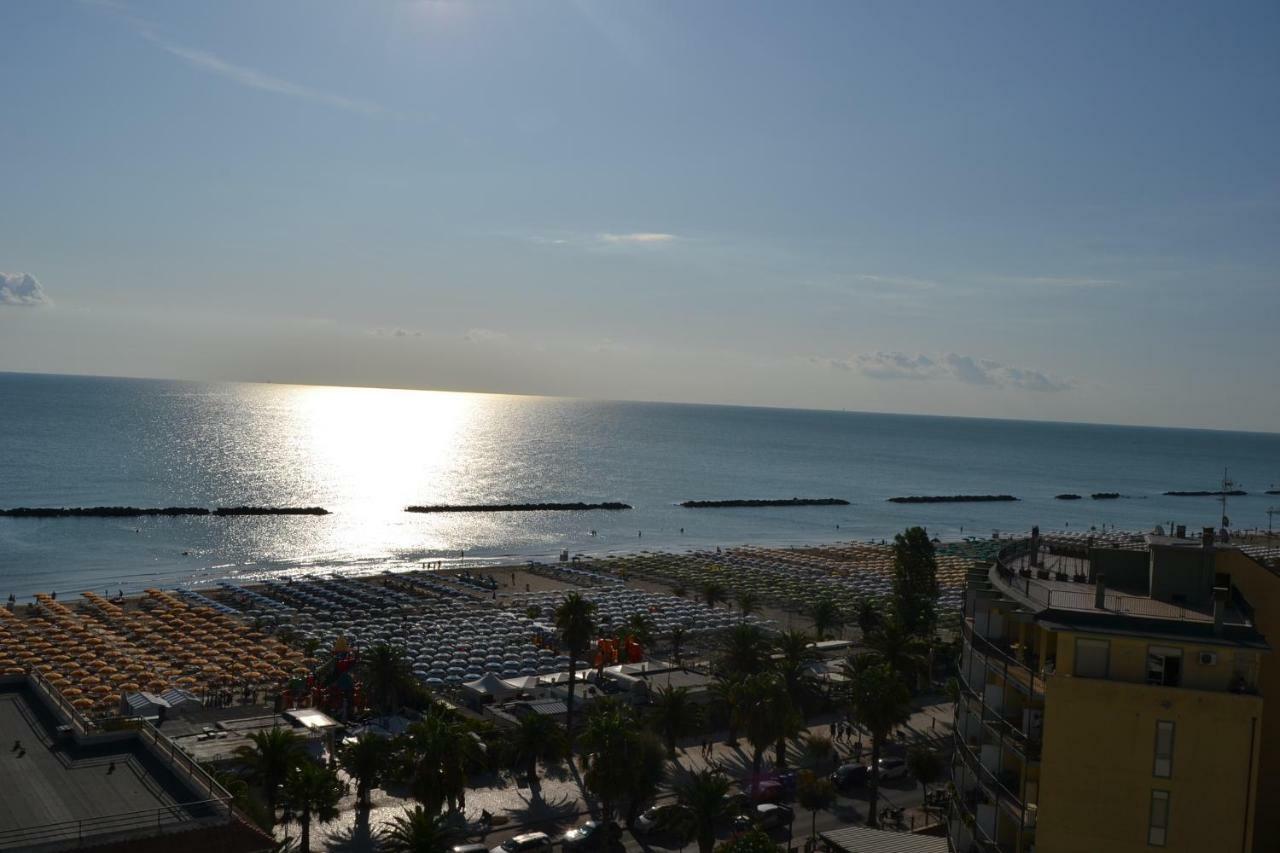 Fronte Mare Panoramico San Benedetto Διαμέρισμα Σαν Μπενεντέτο ντελ Τρόντο Εξωτερικό φωτογραφία