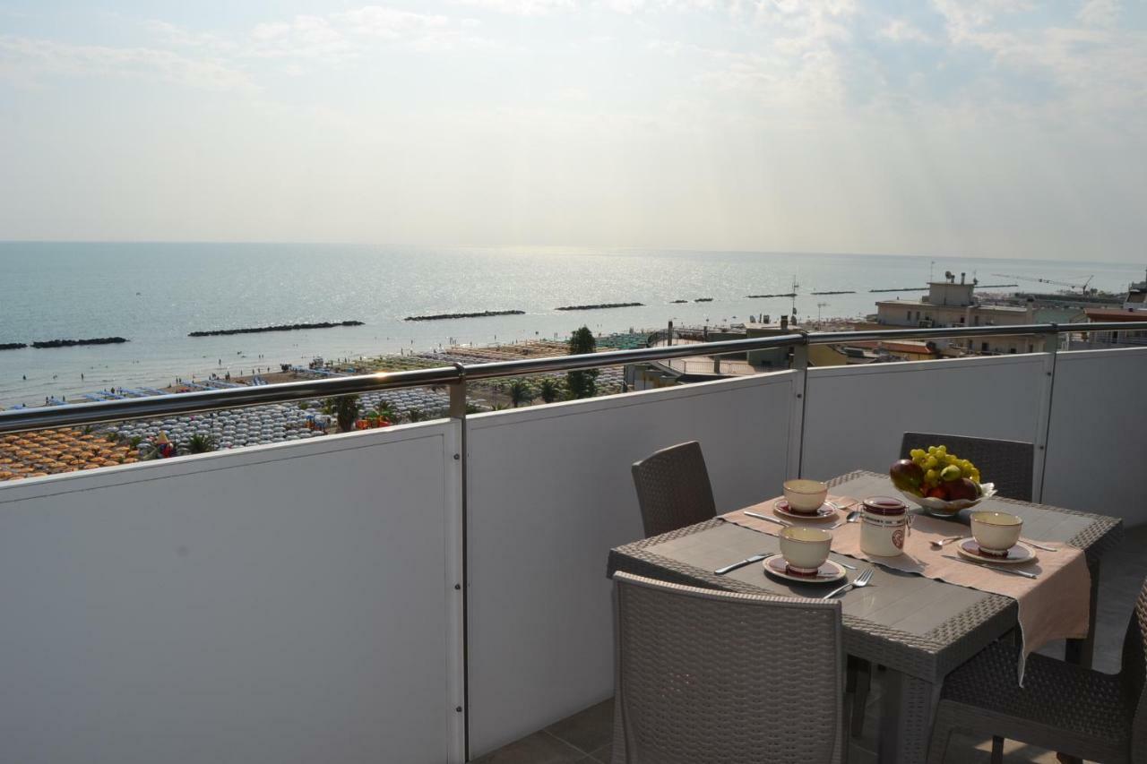 Fronte Mare Panoramico San Benedetto Διαμέρισμα Σαν Μπενεντέτο ντελ Τρόντο Εξωτερικό φωτογραφία