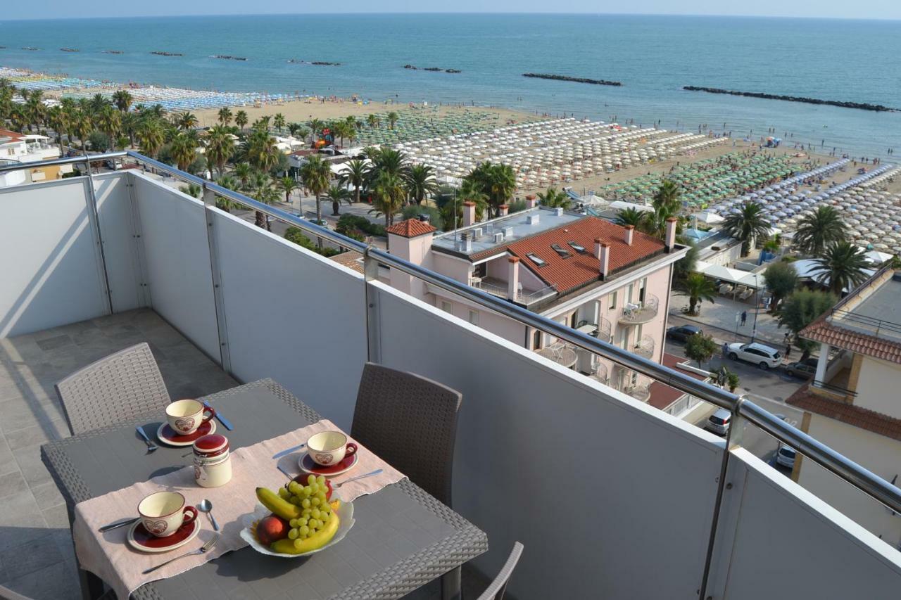 Fronte Mare Panoramico San Benedetto Διαμέρισμα Σαν Μπενεντέτο ντελ Τρόντο Εξωτερικό φωτογραφία